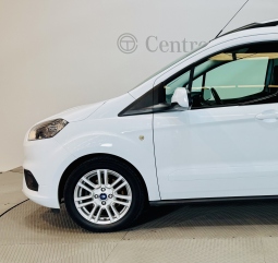 FORD TOURNEO COURIER ECOBOOST TITANIUM 100CV