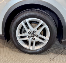 TOYOTA C-HR 1.8 HYBRID 125H
