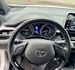 TOYOTA C-HR 1.8 HYBRID 125H