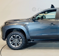 MITSUBISHI L200 DOBLE CABINA 220 DI-D KAITEKI 6AT