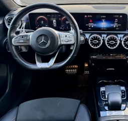 MERCEDES A180D AMG LINE 7G-DCT,