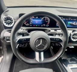 MERCEDES A250e AMG LINE 8G-DCT