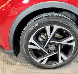 TOYOTA C-HR 1.8 125H Advance