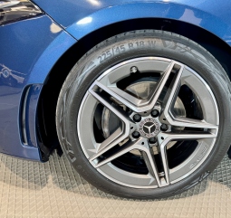 MERCEDES A200d AMG LINE 8G-DCT,