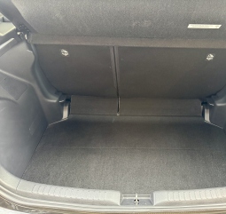 TOYOTA YARIS 5P 125 S-EDITION