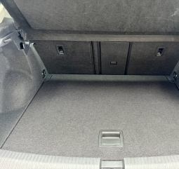 VOLKSWAGEN T-ROC CONNECT TSI 110 cv