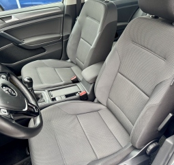 VOLKSWAGEN GOLF CONNECT TSI 110cv,