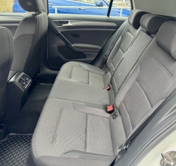 VOLKSWAGEN GOLF CONNECT TSI 110cv,