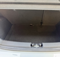 HYUNDAI i10 KLASS 1.0 MPI
