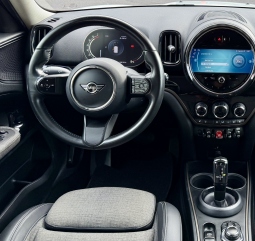 MINI COOPER COUNTRYMAN Aut