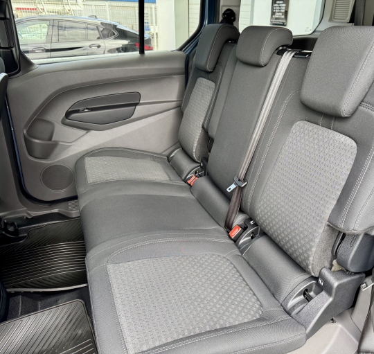 FORD GRAND TOURNEO CONNECT ACTIVE 1.5 TDCI 120