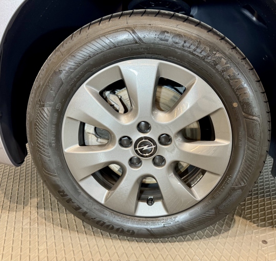 OPEL COMBO L 1.5 TD 100cv