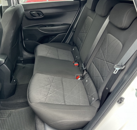 HYUNDAI BAYON 1.0 T-GDI 100CV TECNO SKY