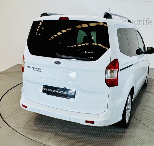 FORD TOURNEO COURIER ECOBOOST TITANIUM 100CV