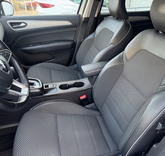 RENAULT ARKANA INTENS E-TECH HÍBRIDO 145cv