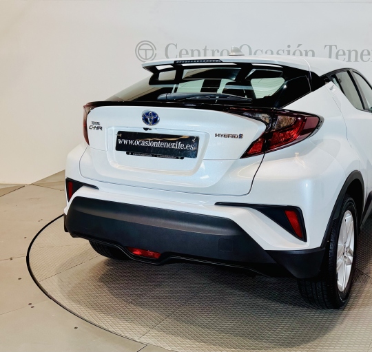 TOYOTA C-HR 1.8 HYBRID 125H