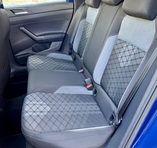 VOLKSWAGEN TAIGO R-LINE TSI 110cv