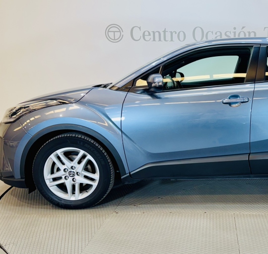 TOYOTA C-HR 1.8 HYBRID 125H