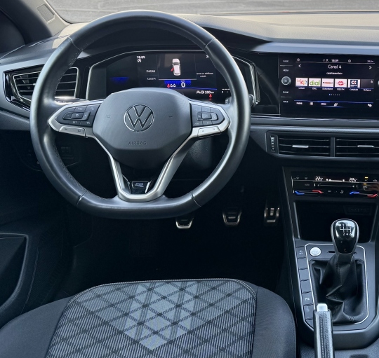 VOLKSWAGEN TAIGO R-LINE TSI 110cv