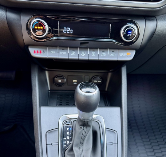 HYUNDAI KONA HÍBRIDO 1.6 GDI 141CV DCT