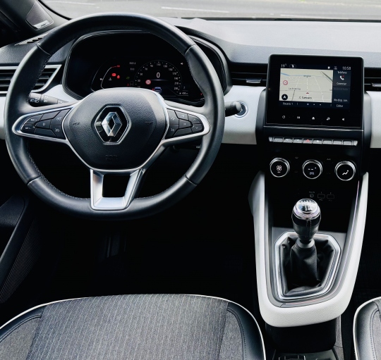 RENAULT CLIO TECHNO TCE 140CV