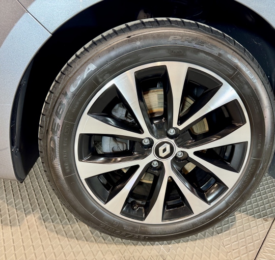 RENAULT CLIO TECHNO TCE 140CV