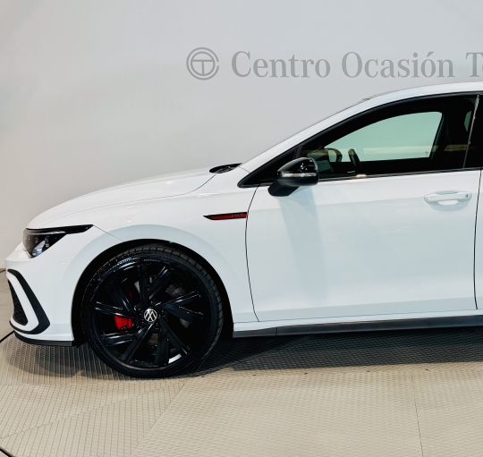 VOLKSWAGEN GOLF 8 GTI 2.0 TSI 245CVCV DSG7
