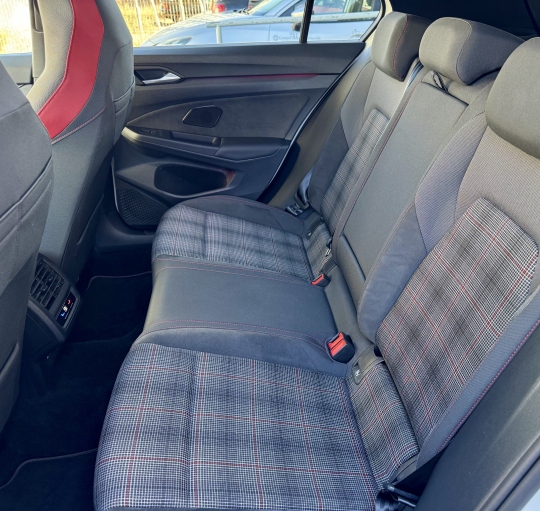 VOLKSWAGEN GOLF 8 GTI 2.0 TSI 245CVCV DSG7