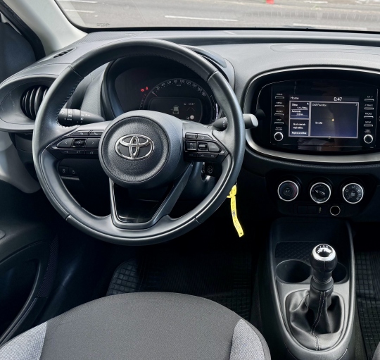 TOYOTA AYGO X PLAY 70