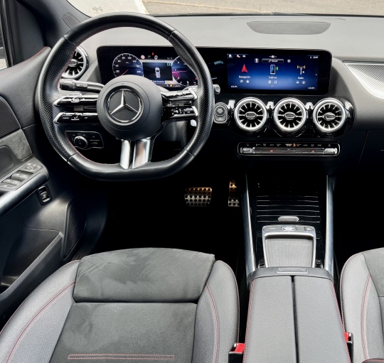 MERCEDES B200d AMG LINE 8G-DCT,