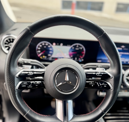 MERCEDES B200d AMG LINE 8G-DCT,