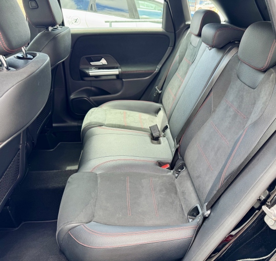 MERCEDES B200d AMG LINE 8G-DCT,