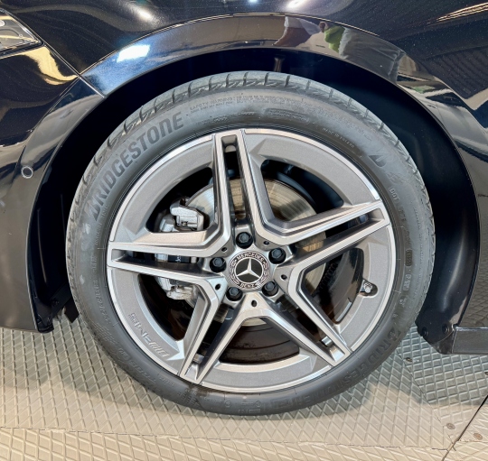 MERCEDES A200d AMG LINE 8G-DCT