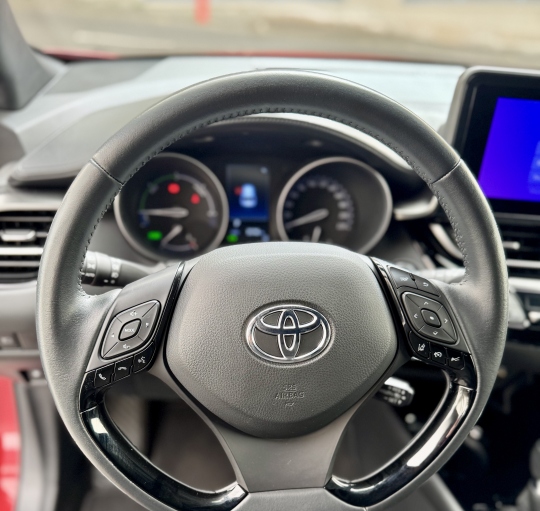 TOYOTA C-HR 1.8 125H Advance
