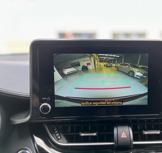 TOYOTA C-HR 1.8 125H Advance