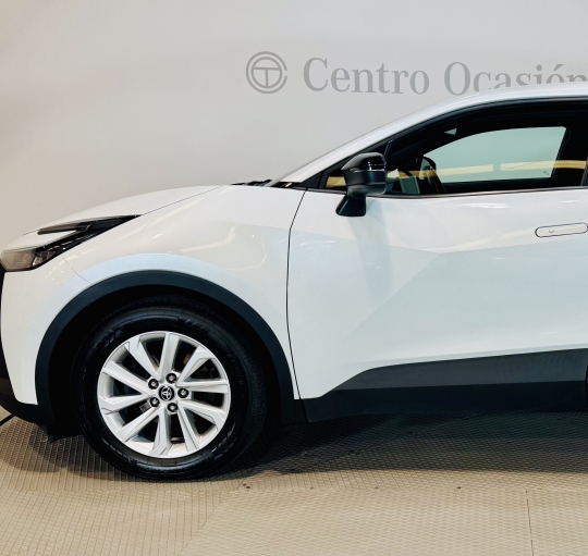 TOYOTA C-HR 1.8 140H ARE + PACK BSM