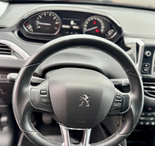  PEUGEOT 2008 ALLURE 1.2 110cv