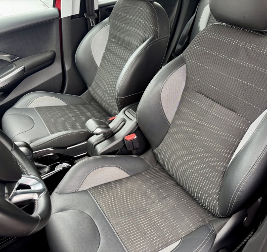  PEUGEOT 2008 ALLURE 1.2 110cv