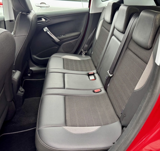  PEUGEOT 2008 ALLURE 1.2 110cv