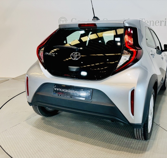 TOYOTA AYGO X PLAY 70
