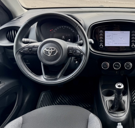 TOYOTA AYGO X PLAY 70