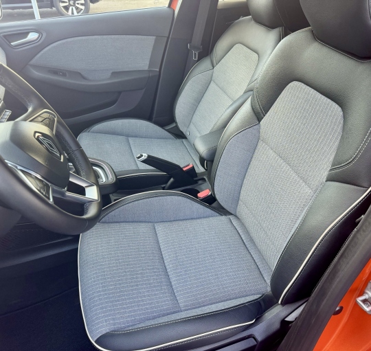 RENAULT CLIO ZEN E-TECH HIBRIDO 140CV
