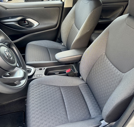 TOYOTA YARIS BUSSINES PLUS 120 HYBRID 116CV
