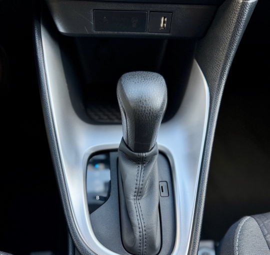 TOYOTA YARIS BUSSINES PLUS 120 HYBRID 116CV