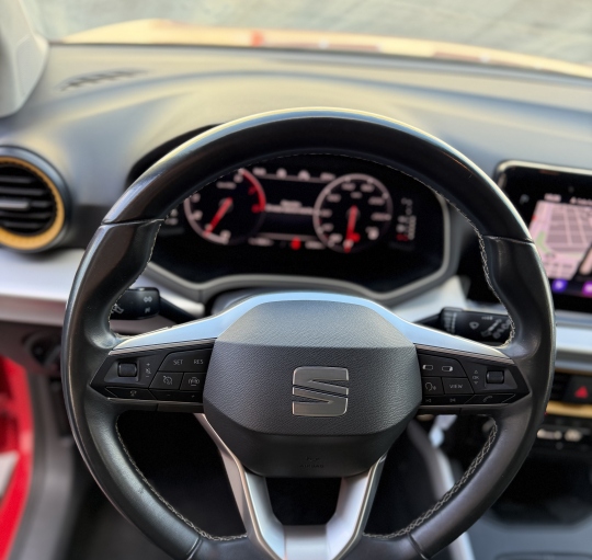 SEAT ARONA STYLE PLUS TSI 110CV,