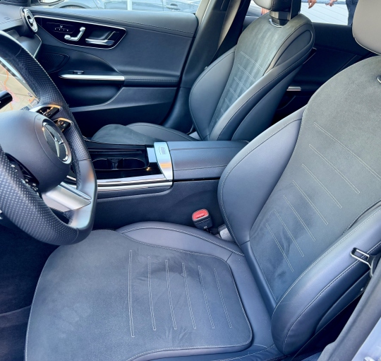 MERCEDES C300e AMG LINE EQ HYBRID