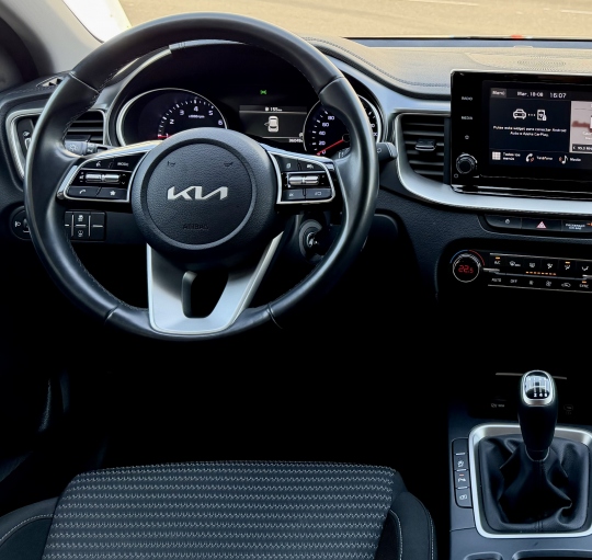 KIA XCEED DRIVE 1.0 T-GDI 120cv,