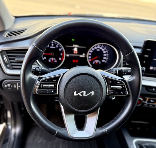 KIA XCEED DRIVE 1.0 T-GDI 120cv,