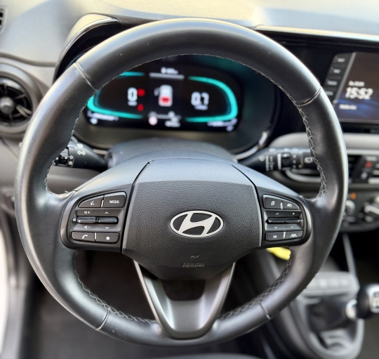 HYUNDAI i10 KLASS 1.0 MPI