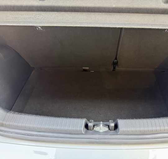 HYUNDAI i10 KLASS 1.0 MPI